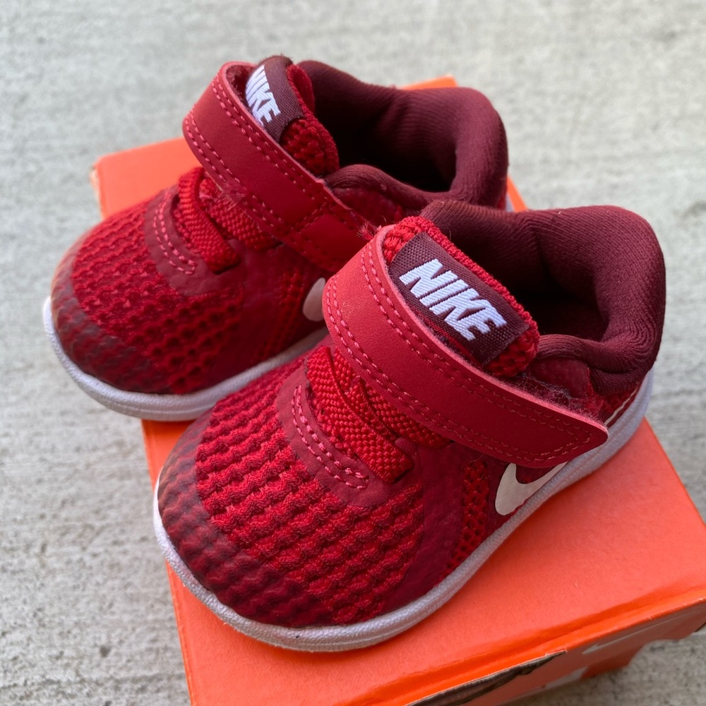 Nike Revolution 4 Red and White Infant